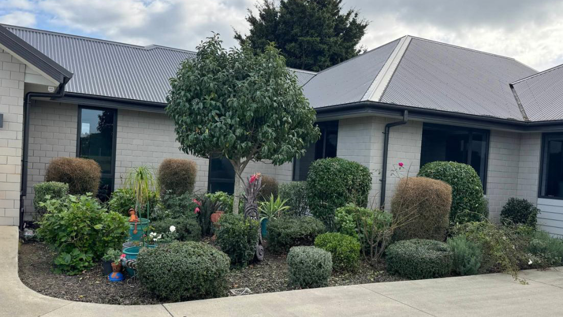 Expert shrub trimming and maintenance in Papakura